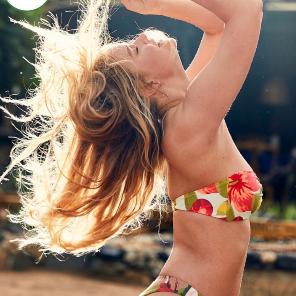 Aerie Bandeau Bikini Top 🌺